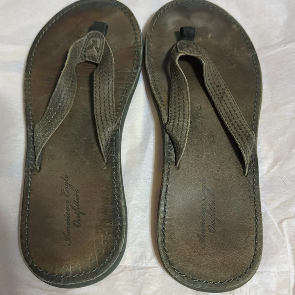 American Eagle vintage brown flip flops size 7 - Picture 2 of 4